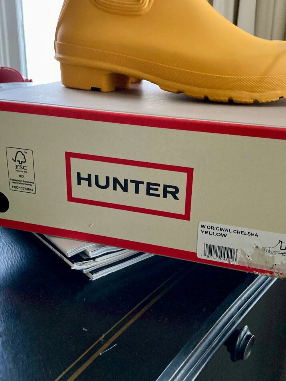 HUNTER w original chelsea rain boots yellow 7 - Picture 7 of 8